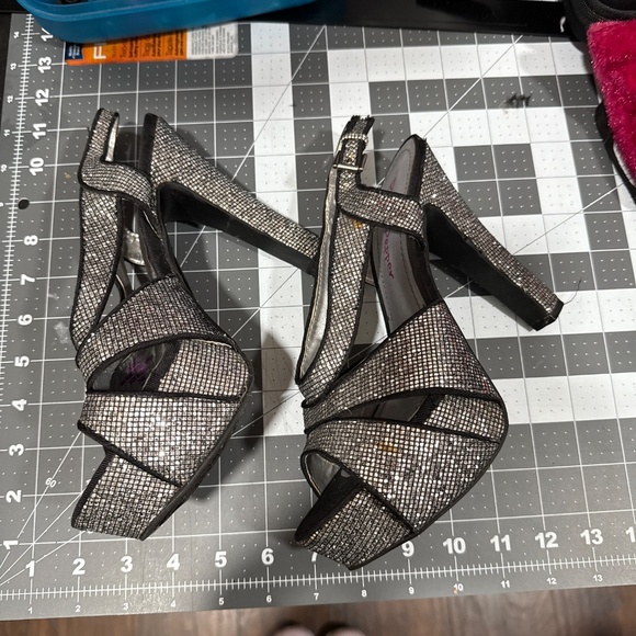 Pink and pepper platform heels - Picture 2 of 4